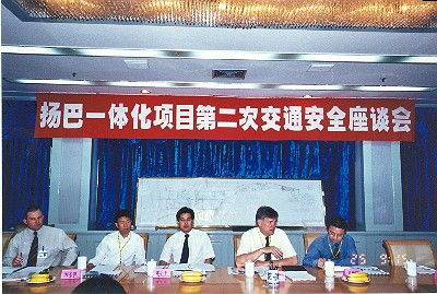 x_5ae16812.jpg