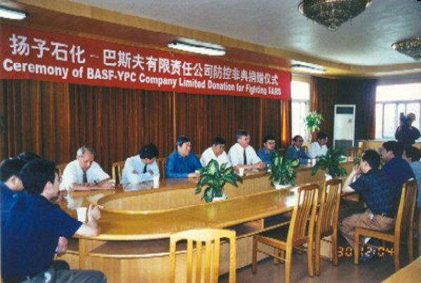 x_3f12811723.jpg